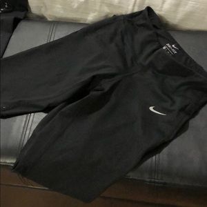 Women’s Nike leggings